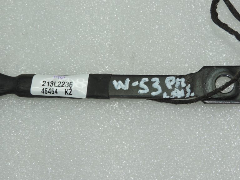 Oriģināla VW Tiguan 5N Sharan 7N Drošības jostas sprādze priekšējā labā 5N0857756F