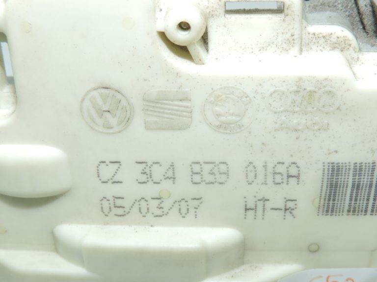 Oriģināls VW Tiguan 5N Passat B6 B7 Audi Q7 Aizmugurējā labās puses durvju slēdzene 3C4839016A