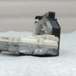 Oriģināls VW Tiguan 5N Passat B6 B7 Audi Q7 Aizmugurējā labās puses durvju slēdzene 3C4839016A