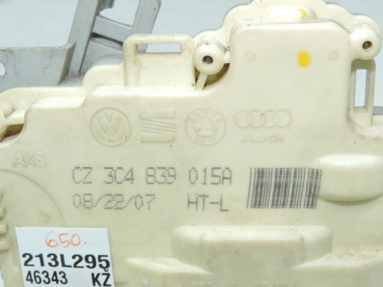 Oriģināls VW Tiguan 5N Passat B6 B7 Audi Q7 Aizmugures kreiso durvju slēdzene 3C4839015A