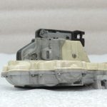 Oriģināls VW Tiguan 5N Passat B6 B7 Audi Q7 Aizmugures kreiso durvju slēdzene 3C4839015A