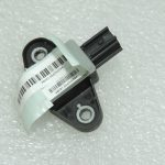 Oriģinālais VW Tiguan 5N Seat Leon 1P Priekšējo durvju drošības spilvenu sensors 5N0959354B