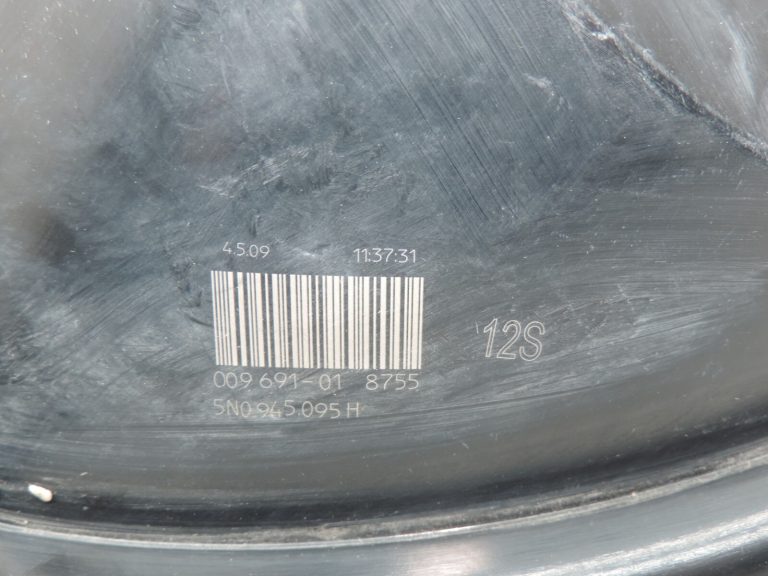 Oriģinālais Volkswagen Tiguan 5N aizmugurējais kreisais ārējais lukturis 5N0945111D