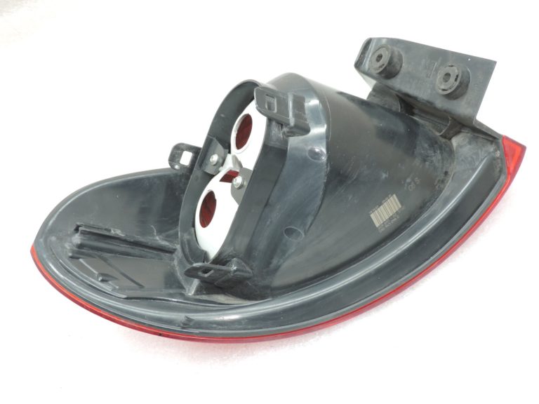 Oriģinālais Volkswagen Tiguan 5N ārējais labais aizmugurējais lukturis 5N0945112D