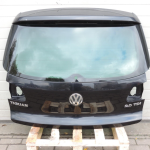 Volkswagen Tiguan 5N (2007-2012) aizmugurējā durvju konstrukcija LC9X Deep Black 5N0827025G