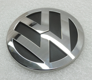 Oriģināls Volkswagen Tiguan 5N aizmugurējā vāka VW emblēma ar uzrakstu 3C9853630
