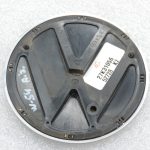 Oriģināls Volkswagen Tiguan 5N aizmugurējā vāka VW emblēma ar uzrakstu 3C9853630