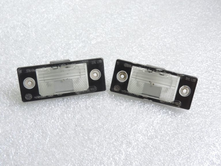 Oriģināls Volkswagen Tiguan 5N numura apgaismojums 1J5943021D