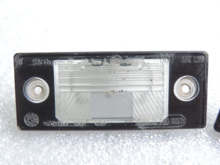 Oriģināls Volkswagen Tiguan 5N numura apgaismojums 1J5943021D