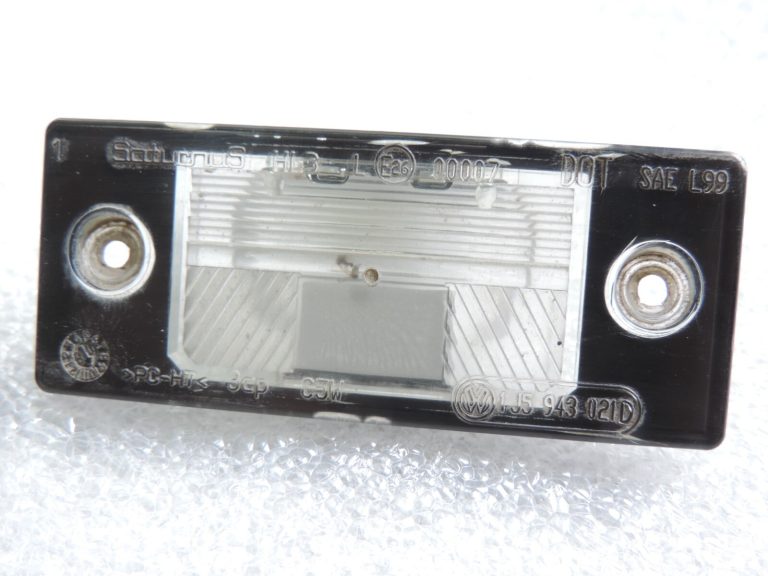 Oriģināls Volkswagen Tiguan 5N numura apgaismojums 1J5943021D