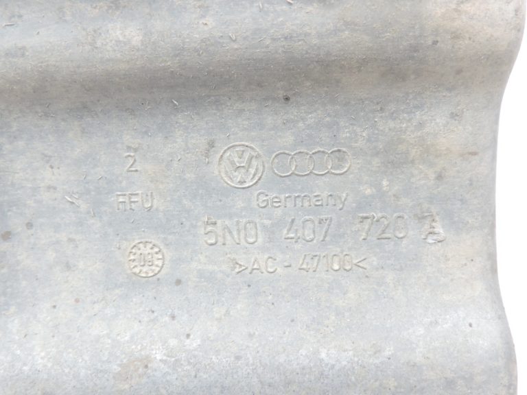 Oriģinālais Volkswagen Tiguan 5N 4Motion Audi piedziņas vārpstas aizsargpārsegs pa labi