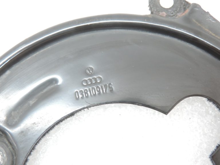 Oriģināls Volkswagen Tiguan 5N Audi 2.0 TDI zobsiksnas aizsargpārsegs 38109175