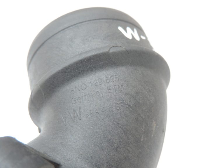 Oriģināls Volkswagen Tiguan 5N Audi 2.0 TDI ieplūdes kolektora savienojums 5N0129635