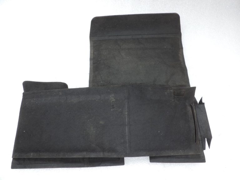 Oriģināls VW Tiguan 5N Passat B6 Audi akumulatora aizsargvāciņš 1K0915411B