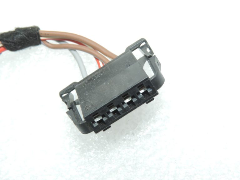 Oriģinālā Volkswagen Tiguan 5N Aizmugurējo kreiso durvju instalācija 5N0971693A