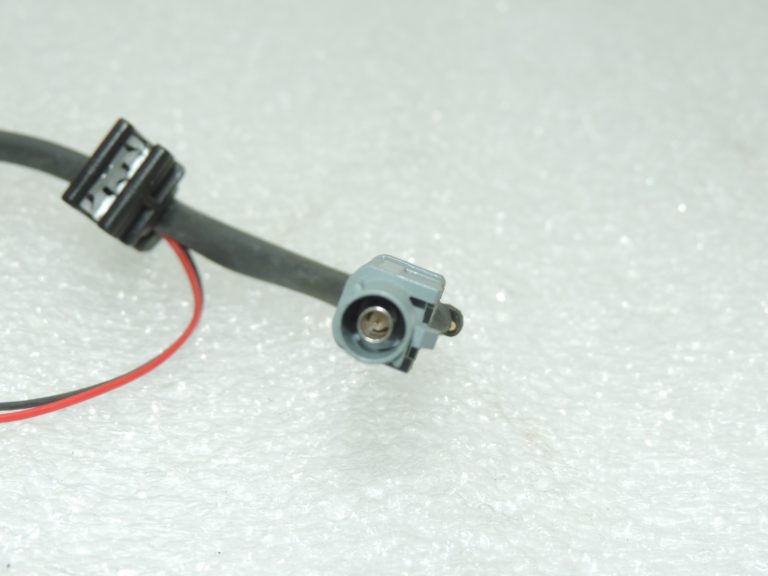 Oriģinālais VW Tiguan 5N atpakaļgaitas kameras instalācijas savienojuma kabelis