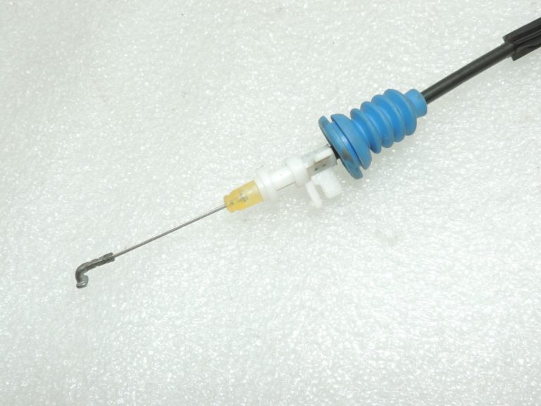 Oriģinālais Volkswagen Tiguan 5N Aizmugurējo durvju trose kreisā labā 5N0839085B