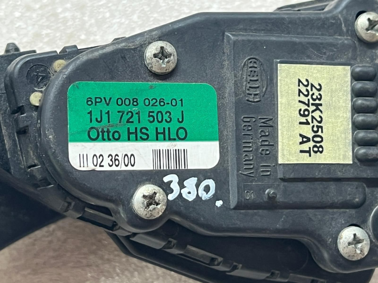 VW Audi elektriskais akseleratora pedālis 1j1721503j