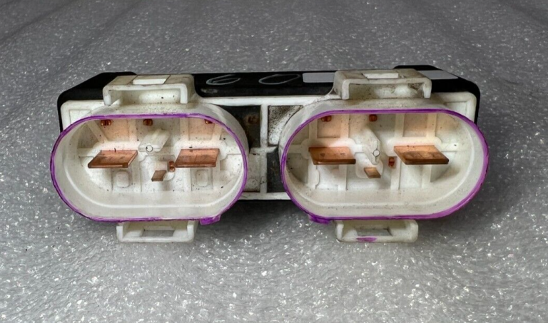 Volkswagen Transporter dzesēšanas ventilatora vadības relejs 701919506