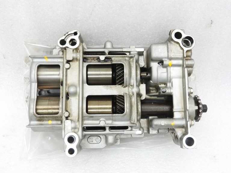 Honda 2.2CDTi N22A2 balansiera vārpstas eļļas sūknis 15110R06E01