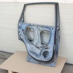 HONDA CR-V III Aizmugurējās kreisās durvis kreisās – Krāsa – Sparkle Gray Pearl – NH684P