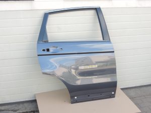 HONDA CR-V III Aizmugurējā labās puses durvju aizmugurējā daļa - Krāsa - Sparkle Gray Pearl - NH684P