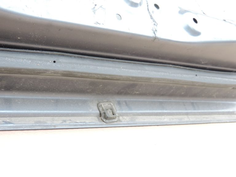 HONDA CR-V III Priekšējās labās durvis priekšējās labās durvis – Krāsa – Sparkle Gray Pearl – NH684P