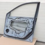 HONDA CR-V III Priekšējās labās durvis priekšējās labās durvis – Krāsa – Sparkle Gray Pearl – NH684P