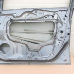 HONDA CR-V III Priekšējās labās durvis priekšējās labās durvis – Krāsa – Sparkle Gray Pearl – NH684P