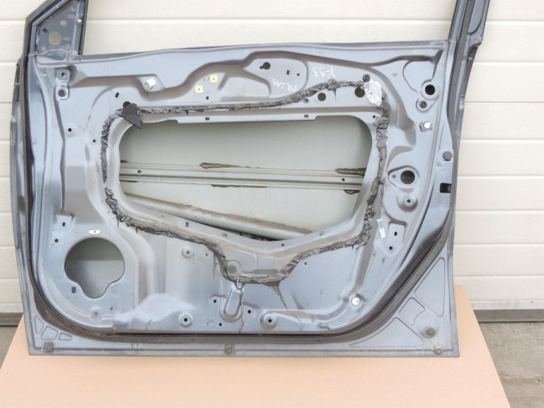 HONDA CR-V III Priekšējās labās durvis priekšējās labās durvis – Krāsa – Sparkle Gray Pearl – NH684P