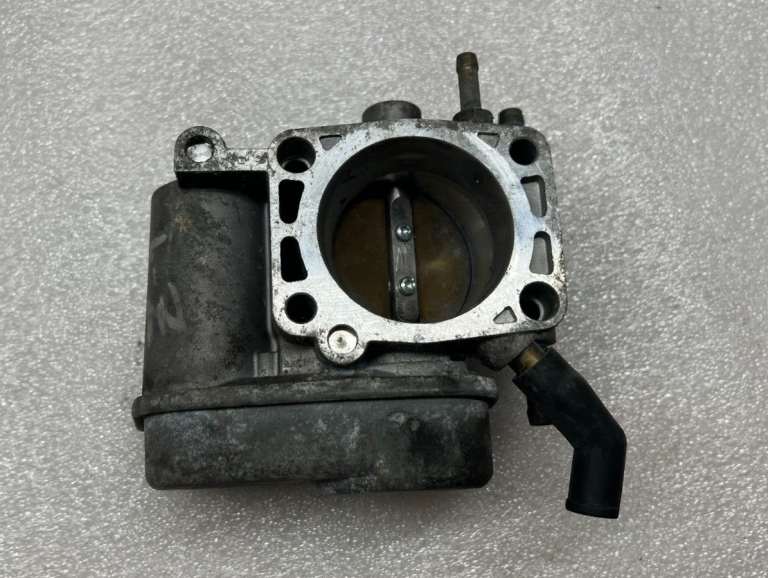 Opel Zafira 1.6i droseļdzinēja korpuss 25177983