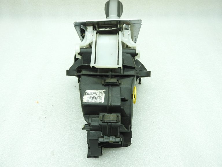 Opel Zafira B pārnesumu pārslēgšanas svira automātiskā pārnesumkārba AF40 32422613 13142071