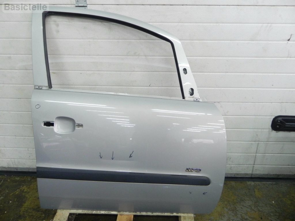 Opel Zafira B priekšējo durvju krāsa sudraba 167 1RU GBF Pannacotta