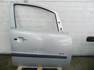 Opel Zafira B priekšējo durvju krāsa sudraba 167 1RU GBF Pannacotta