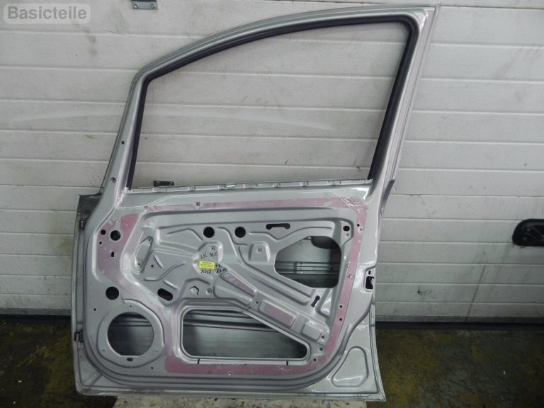 Opel Zafira B priekšējo durvju krāsa sudraba 167 1RU GBF Pannacotta