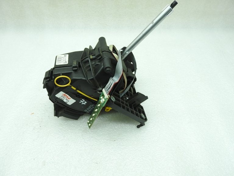 Opel Zafira B pārnesumu pārslēgšanas svira automātiskā pārnesumkārba AF40 13142071 13142068