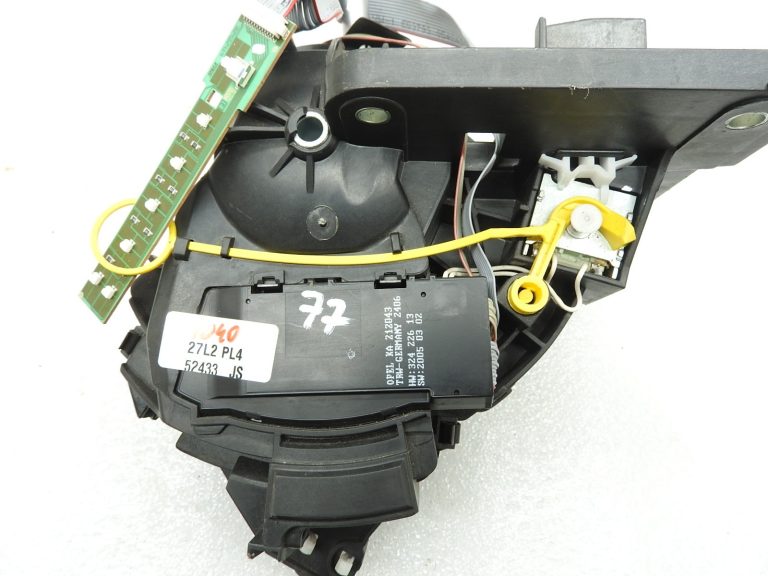 Opel Zafira B pārnesumu pārslēgšanas svira automātiskā pārnesumkārba AF40 13142071 13142068
