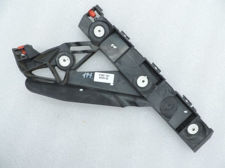 Opel Zafira C Oriģinālais aizmugurējā labā bampera kronšteins 13300739