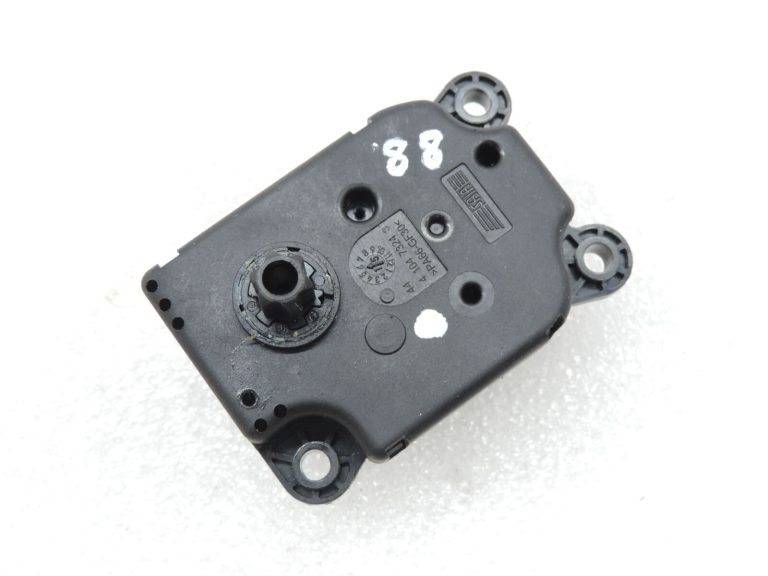 Opel Astra J Zafira C Apkures ventilācijas lūkas servomotors Servomotors 13276240