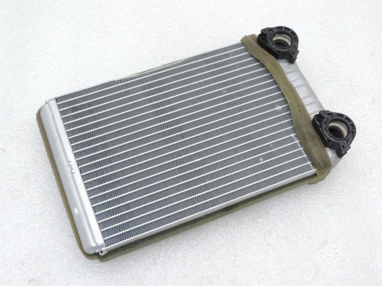 Opel Astra J K Zafira C Sildītāja dzesētājs Siltummainis Sildītāja radiators 13287939