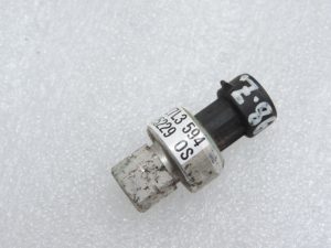 Opel Astra J Zafira C Fiat Gaisa kondicionēšanas spiediena sensors Gaisa kondicionēšanas spiediena sensors 13587668