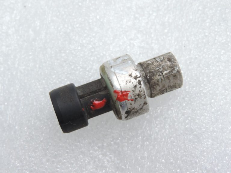 Opel Astra J Zafira C Fiat Gaisa kondicionēšanas spiediena sensors Gaisa kondicionēšanas spiediena sensors 13587668