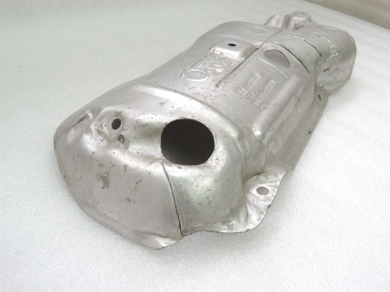 Opel Astra J Insignia A Zafira C 2.0CDTi DPF makrodaļiņu filtra siltuma vairogs 55562332