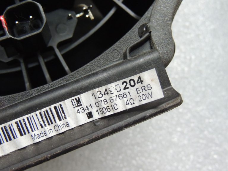 Opel Zafira C Aizmugurējais kreisais vai labais durvju skaļrunis 13490204