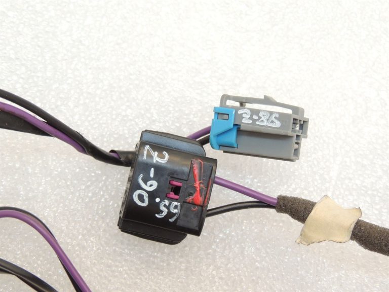 Opel Zafira C centrālā konsole, tuneļa konsole, 12 V strāvas vadu instalācija 20806269