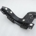Opel Zafira C Oriģināls aizmugurējā bampera kreisās puses kronšteins 13300742