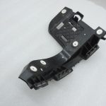 Opel Zafira C Oriģināls aizmugurējā bampera kreisās puses kronšteins 13300742