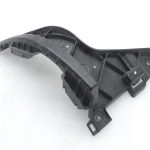 Opel Zafira C Oriģinālais aizmugurējā labā bampera kronšteins 13300743
