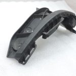 Opel Zafira C Oriģinālais aizmugurējā labā bampera kronšteins 13300743