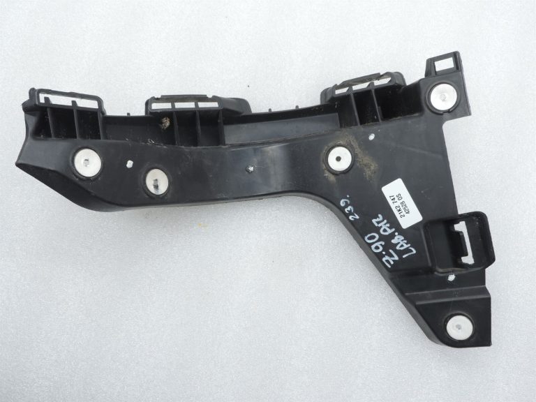 Opel Zafira C Oriģinālais aizmugurējā labā bampera kronšteins 13300743